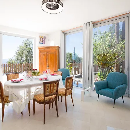 Stunning In Holiday home *