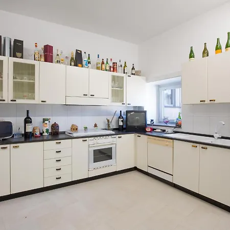 Beautiful Home In Colobraro With Wifi Colobraro